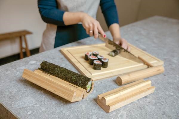 Obrázky: Bambusová sada na prípravu sushi Ukiyo, hnedá, Obrázok 4