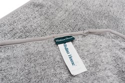 Zobrazit detaily pro WELLSOFT deka 130x170 cm s vtkávaním, od 800ks Obrázky: WELLSOFT deka 130x170 cm s vtkávaním, od 800ks