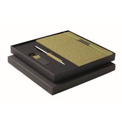 Zobrazit detaily pro Darčeková sada-blok, pero, kľúčenka v pap. krabici Obrázky: Darčeková sada-blok, pero, kľúčenka v pap. krabici